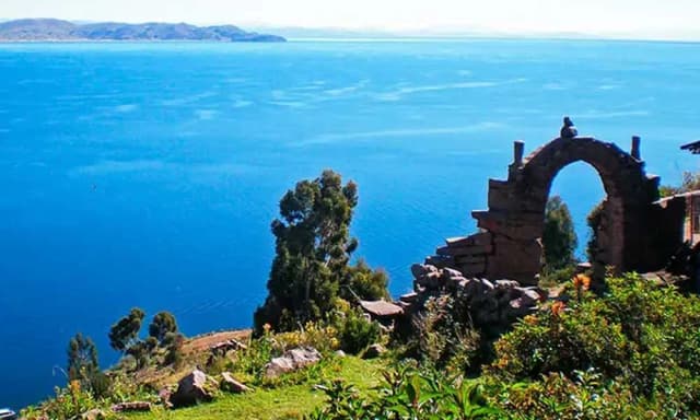 Tours en Puno 02 días al Lago Titicaca Uros, Amantani y Taquile destination 2